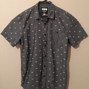 🦇Batman Bat Logo Button Down Collared DC Comics🦇